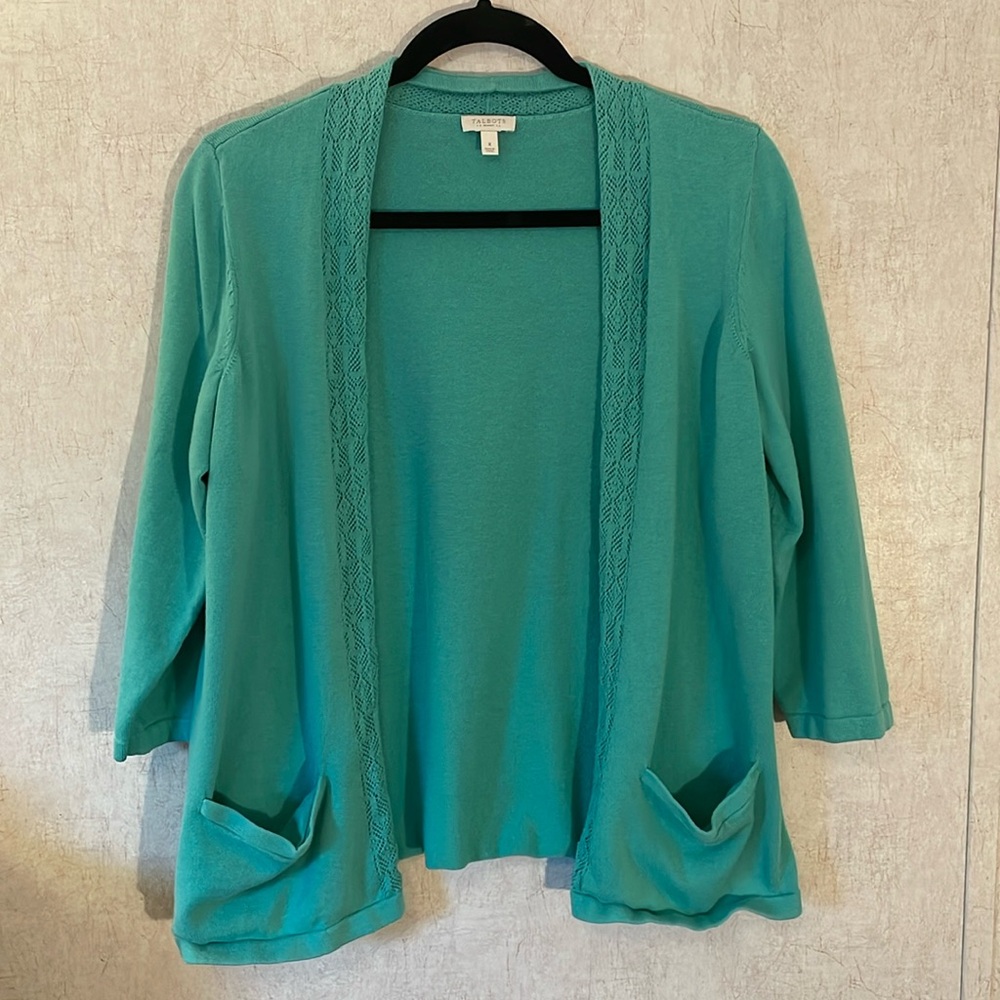 Talbots woman size x cotton sweater. Sea foam green. With two pockets.